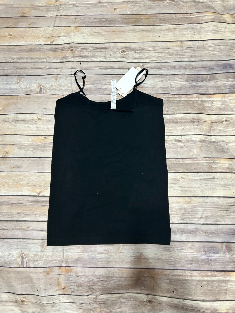 Everybody Loves Me Spaghetti Strap Seamless Tank Black